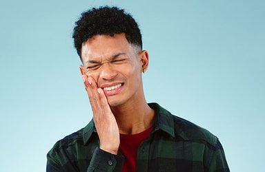 man-with-toothache-pain