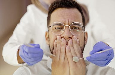 man-suffering-from-gum-disease
